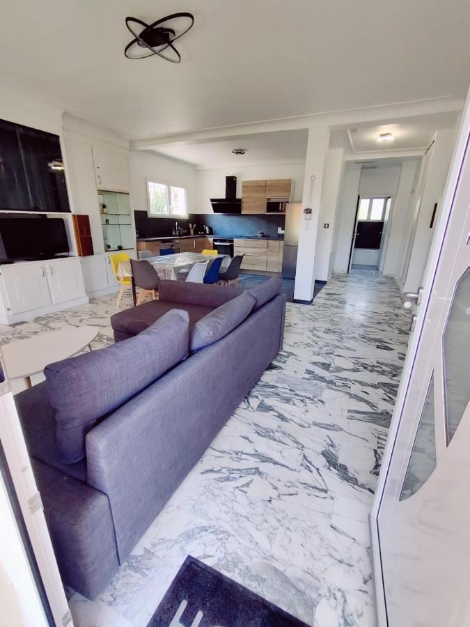 La Villa Castel - Haut De Villa - Parkings- 3 Chambres - 8 Couchages - Jardin - Barbecue Cagnes-sur-Mer Exterior photo