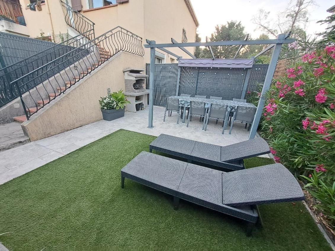 La Villa Castel - Haut De Villa - Parkings- 3 Chambres - 8 Couchages - Jardin - Barbecue Cagnes-sur-Mer Exterior photo